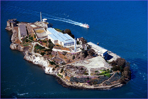 Alcatraz Island 1935. Fox asks for Alcatraz pilot
